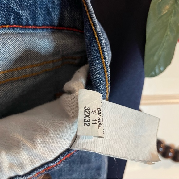 Tommy Hilfiger denim jeans, lightly worn, like new. - Picture 3 of 4